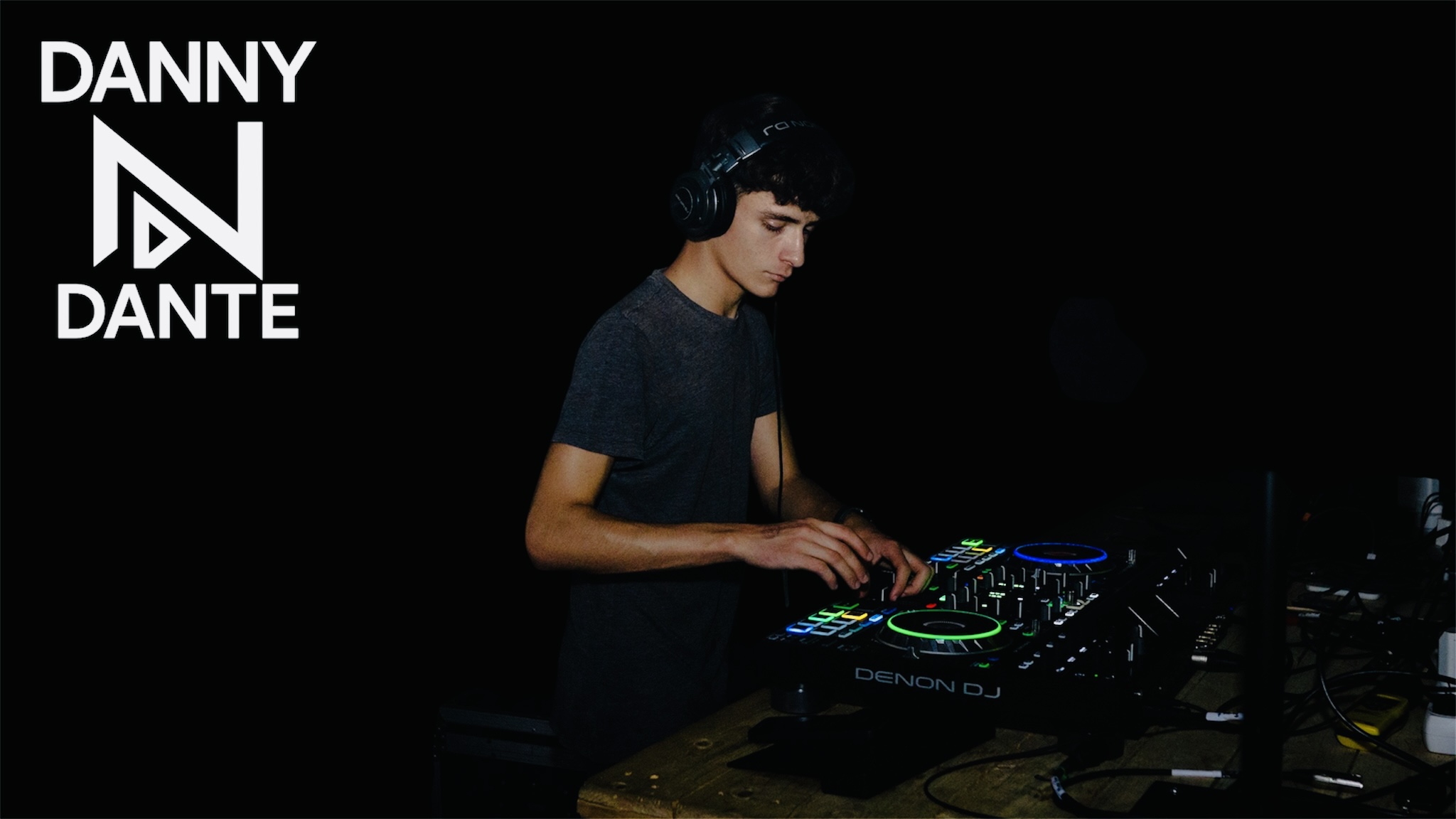 Daniel Borbely performing behind decks